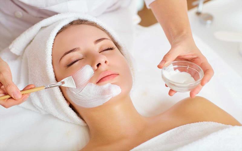 Elevate Your Skincare Game in Roseville: Facials That Wow